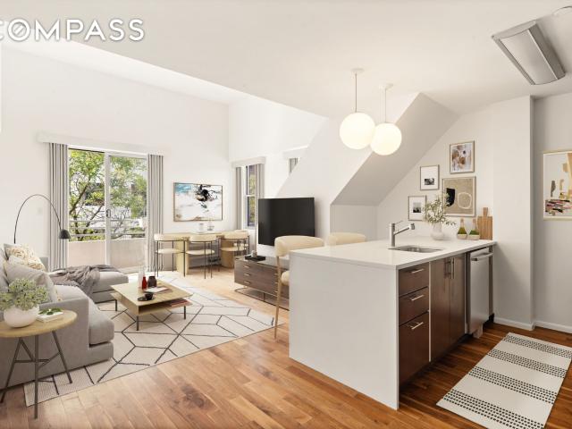 Condo for sale in Arverne, New York