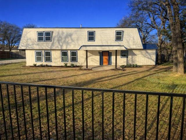 House for sale in Kennedale, Texas