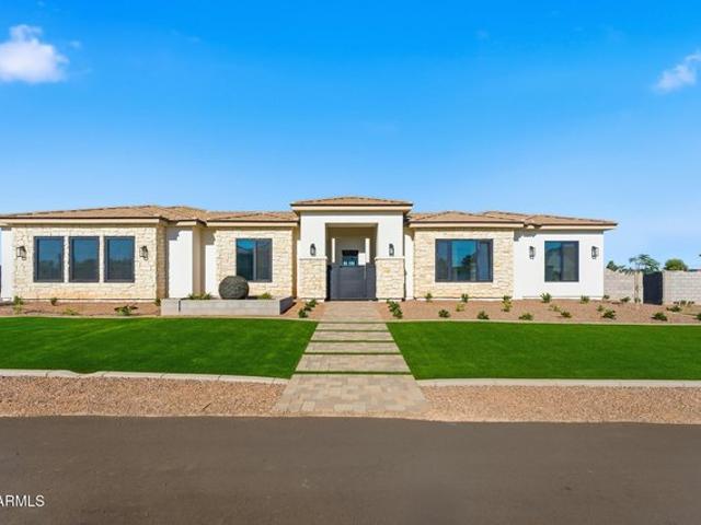 House for sale in Cave Creek, Arizona