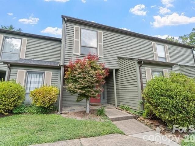 Townhouse for sale in Catawba, North Carolina