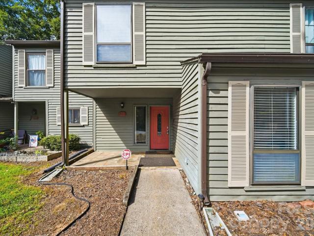 Townhouse for sale in Catawba, North Carolina