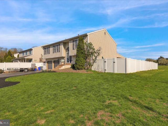 House for sale in Douglassville, Pennsylvania
