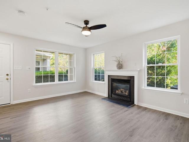 Condo for sale in Ashburn Farm, Ashburn
