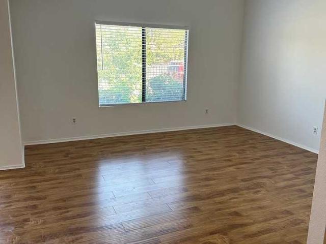 Apartment for rent in Lancaster, California