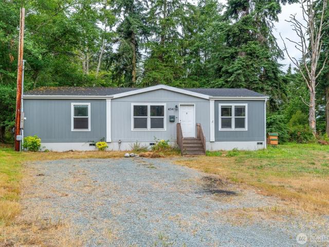 House for sale in Oak Harbor, Washington