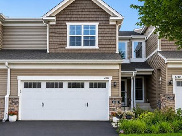 Townhouse for sale in Woodbury, Minnesota