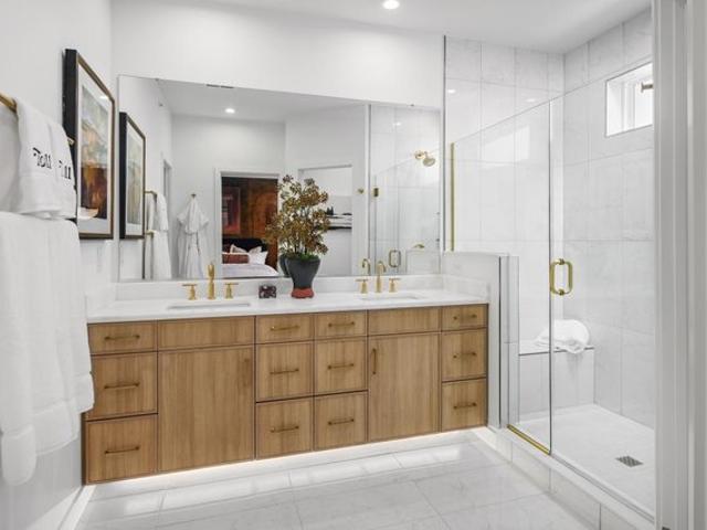 Condo for sale in Virginia