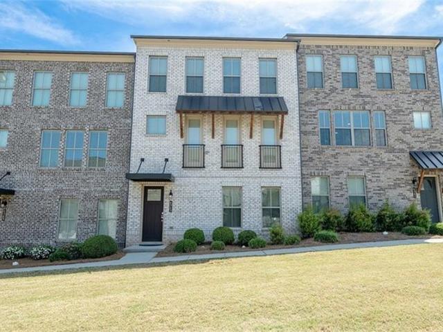 Townhouse for sale in Doraville, Georgia