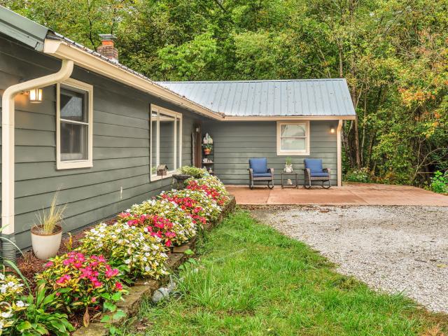 House for sale in Mount Meridian, Greencastle