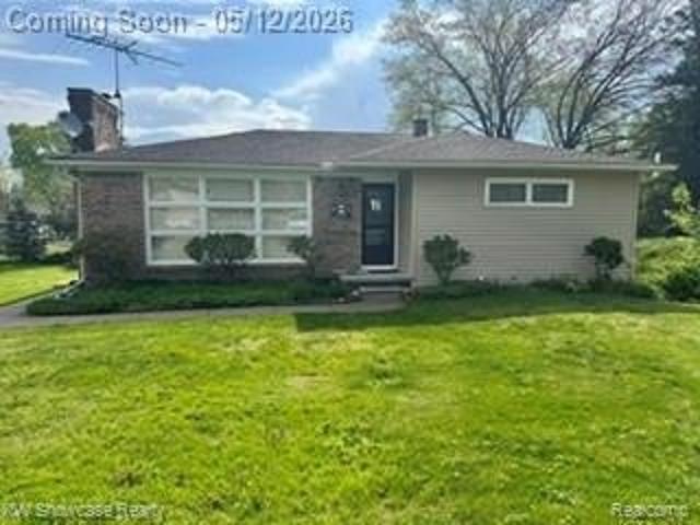 House for sale in Waterford, Michigan