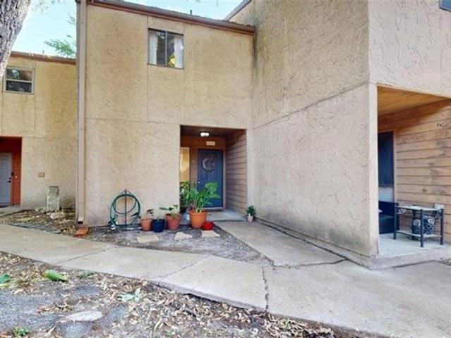 Townhouse for sale in Bryan, Texas