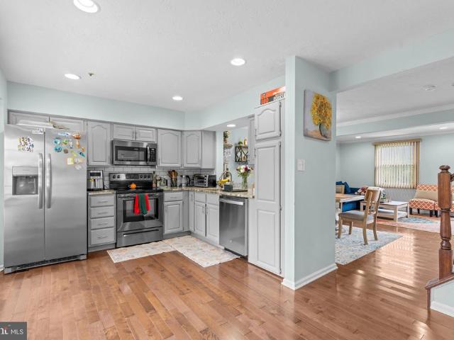 Townhouse for sale in Burtonsville, Maryland