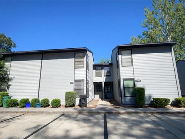 Townhouse for sale in Gainesville, Florida
