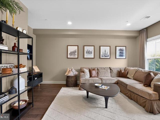 Townhouse for sale in Moorefield, Loudoun County