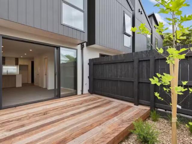 House for sale in Days Bay, Wellington