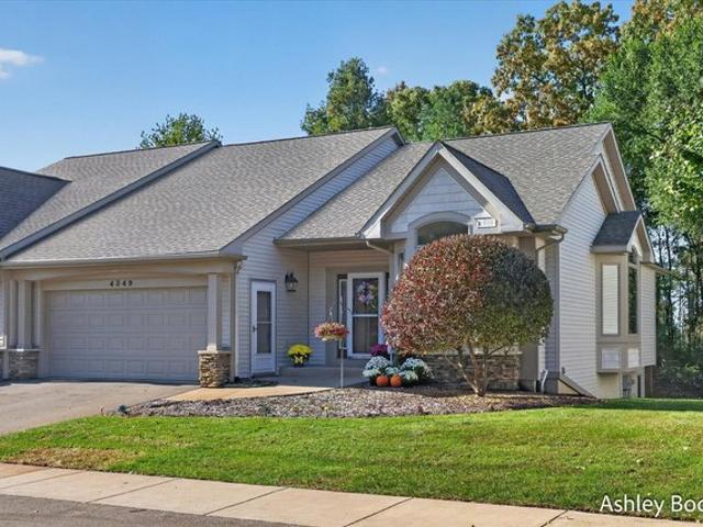 Condo for sale in Grand Rapids, Kent County