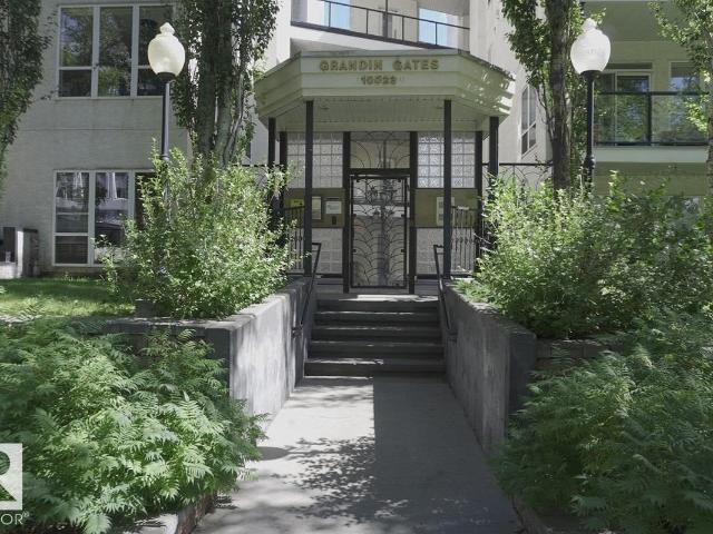 Apartment for sale in Wedgewood, Alberta