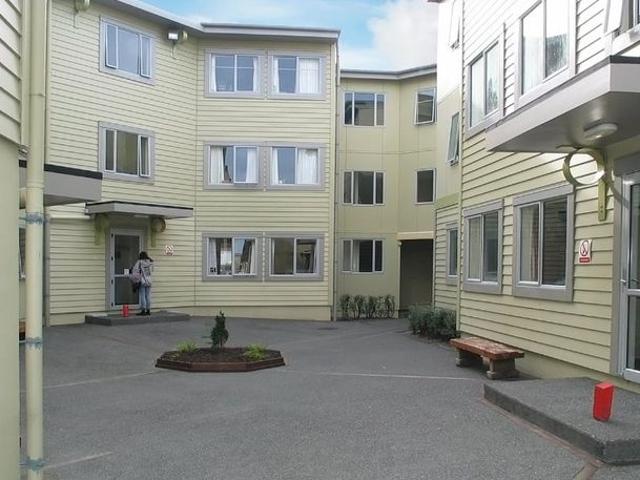 Apartment for rent in Mitchelltown, Wellington