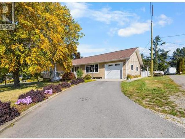 House for sale in Creston, British Columbia