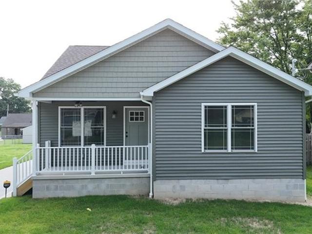 House for sale in Knollwood, Struthers