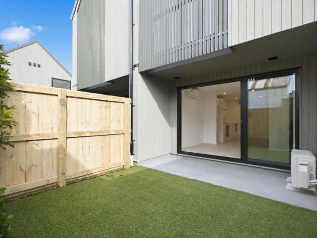 Townhouse for rent in Omokoroa, Bay Of Plenty