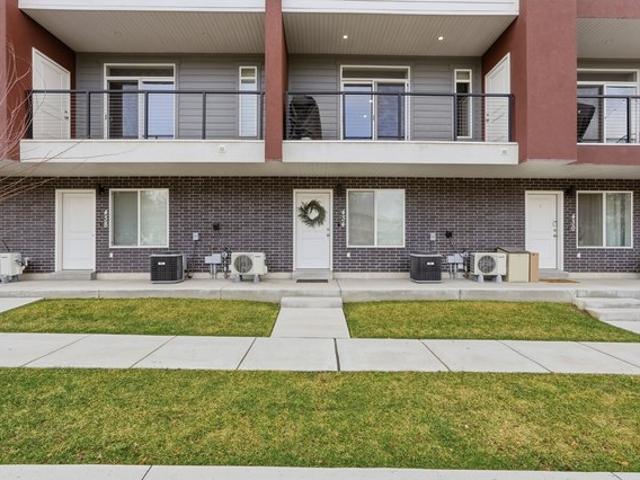 Townhouse for sale in Clearfield, Utah