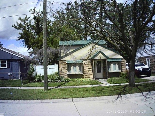 House for sale in Mount Clemens, Michigan