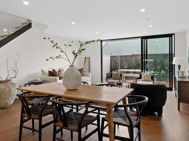 House for sale in Saint Albans, Canterbury