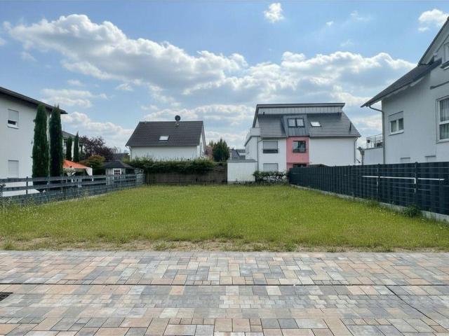 Erdgeschosswohnung mieten in Kelsterbach, Hessen