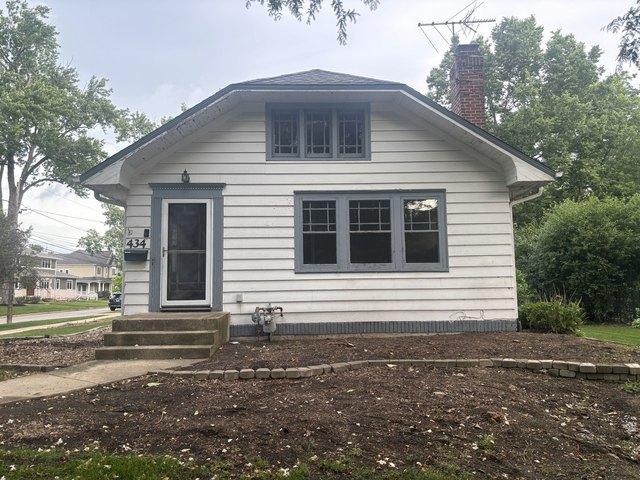 House for sale in Glen Ellyn, Illinois