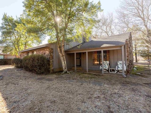 Condo for sale in Ark