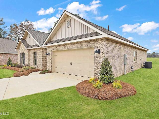 House for sale in Pearl, Mississippi