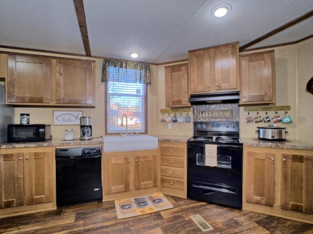 House for sale in Sabine, Texas
