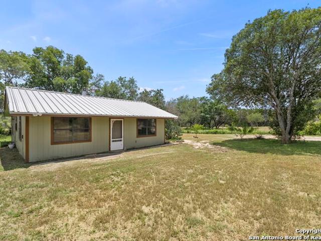 House for sale in Bandera House for sale in Bandera