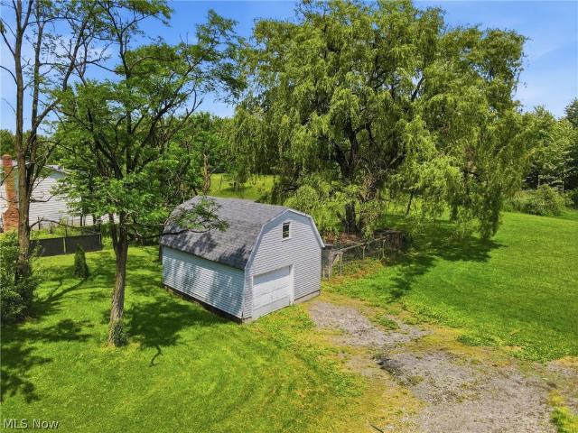 House for sale in Harpersfield Township, Ashtabula County