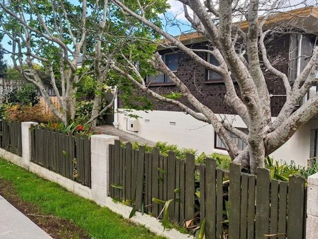 House for rent in Māngere East, Māngere-Ōtāhuhu