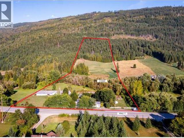 House for sale in Salmon Arm, British Columbia