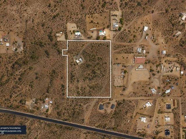 House for sale in Morristown, Arizona