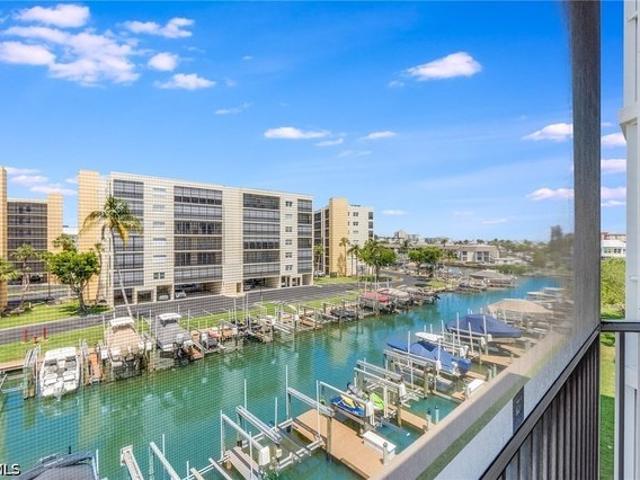 Condo for sale in Fort Myers Beach, Florida