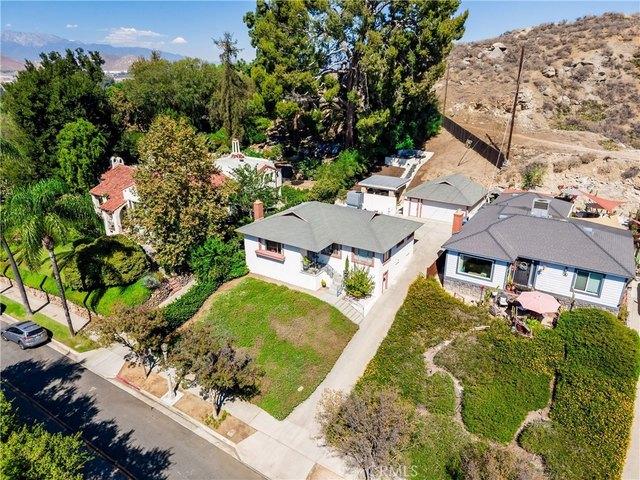 House for sale in Downtown Riverside, Riverside