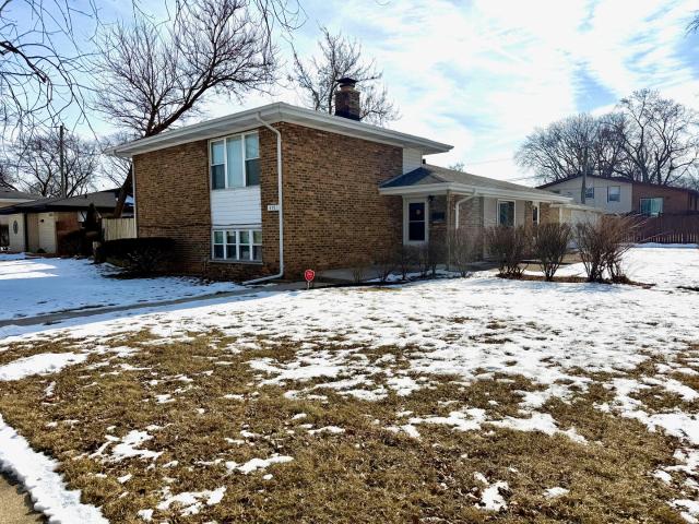House for sale in Oak Forest, Illinois