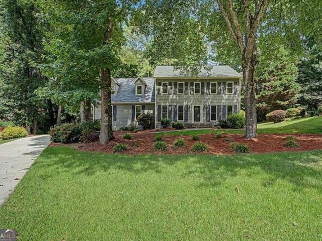 House for sale in Lilburn, Georgia