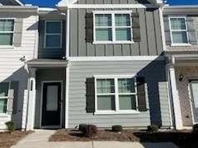 Townhouse for sale in Union City, Georgia
