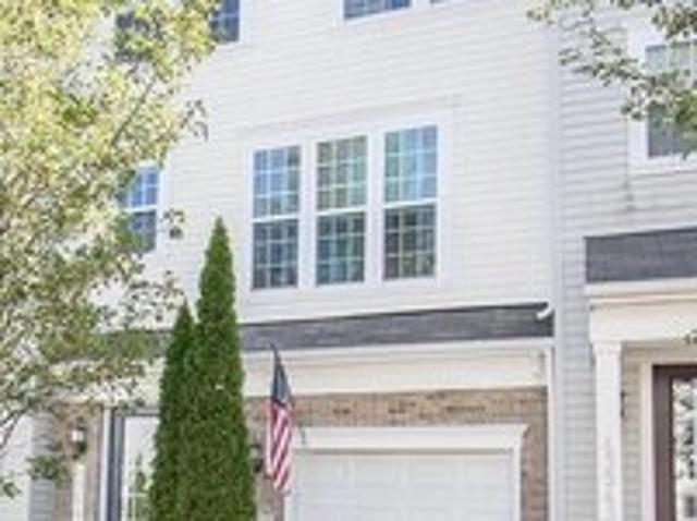 Townhouse for sale in California, Maryland