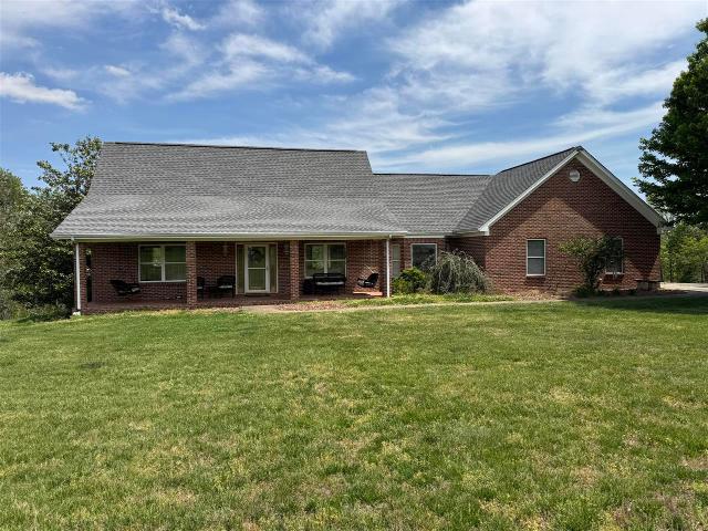 House for sale in Adolphus, Kentucky