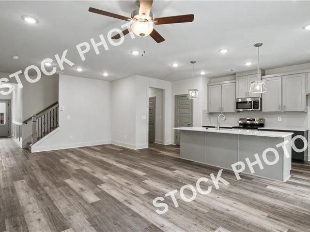 Townhouse for sale in Lilburn, Georgia
