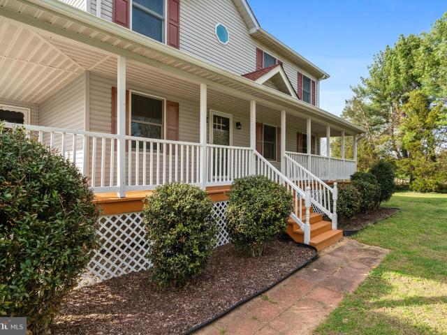 House for sale in Huntingtown, Maryland