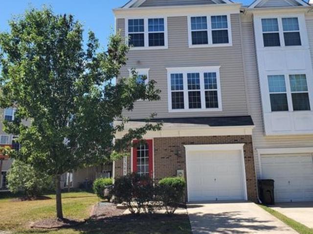 Townhouse for sale in California, Maryland
