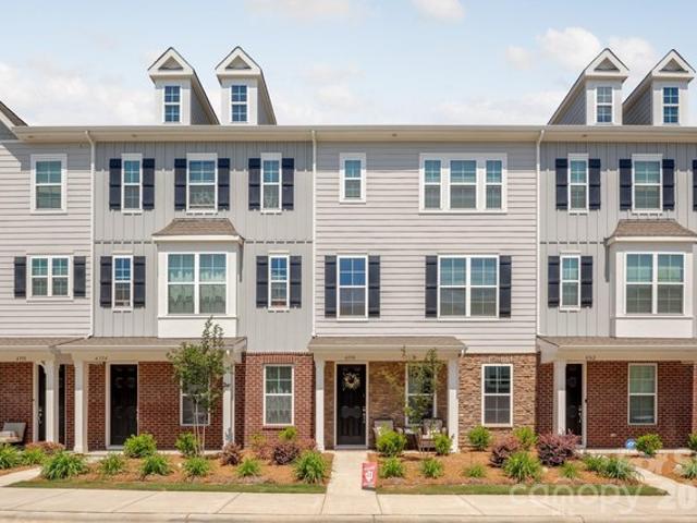 Townhouse for sale in Catawba, North Carolina