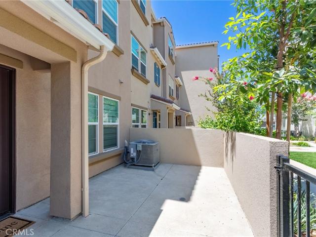 Townhouse for sale in Mayflower Village, Arcadia